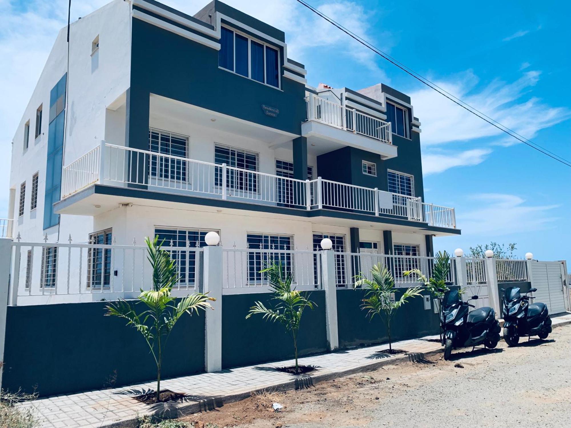Villa Residencial Eunice Praia Bagian luar foto